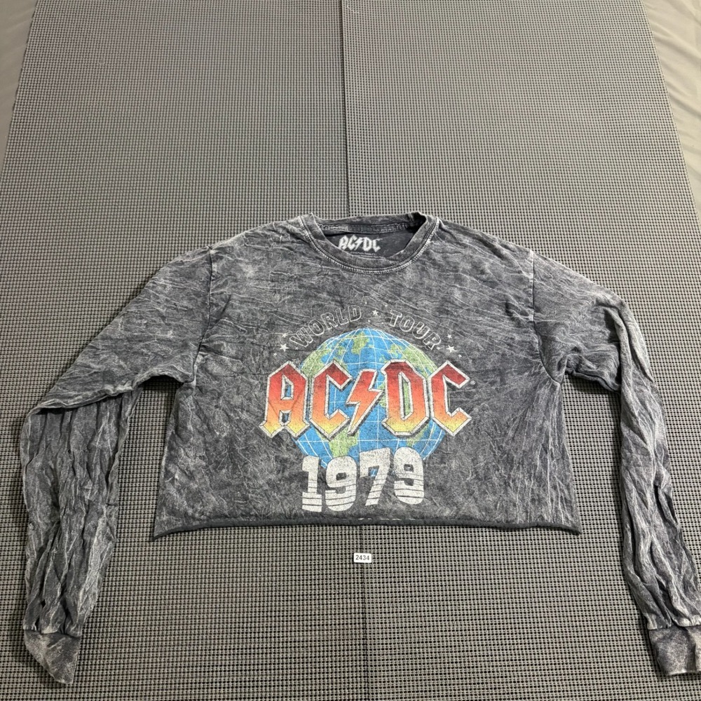 AC/DC World Tour 1979 Gray Acid Wash Long Sleeve Crop Top Size S/M